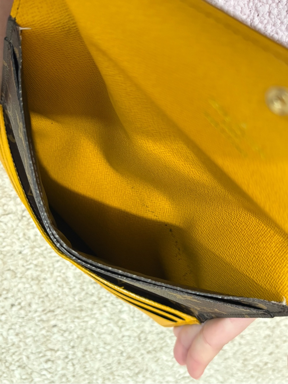 Louis Vuitton Monogram Josephine Wallet in Mimosa - Picture 9 of 13